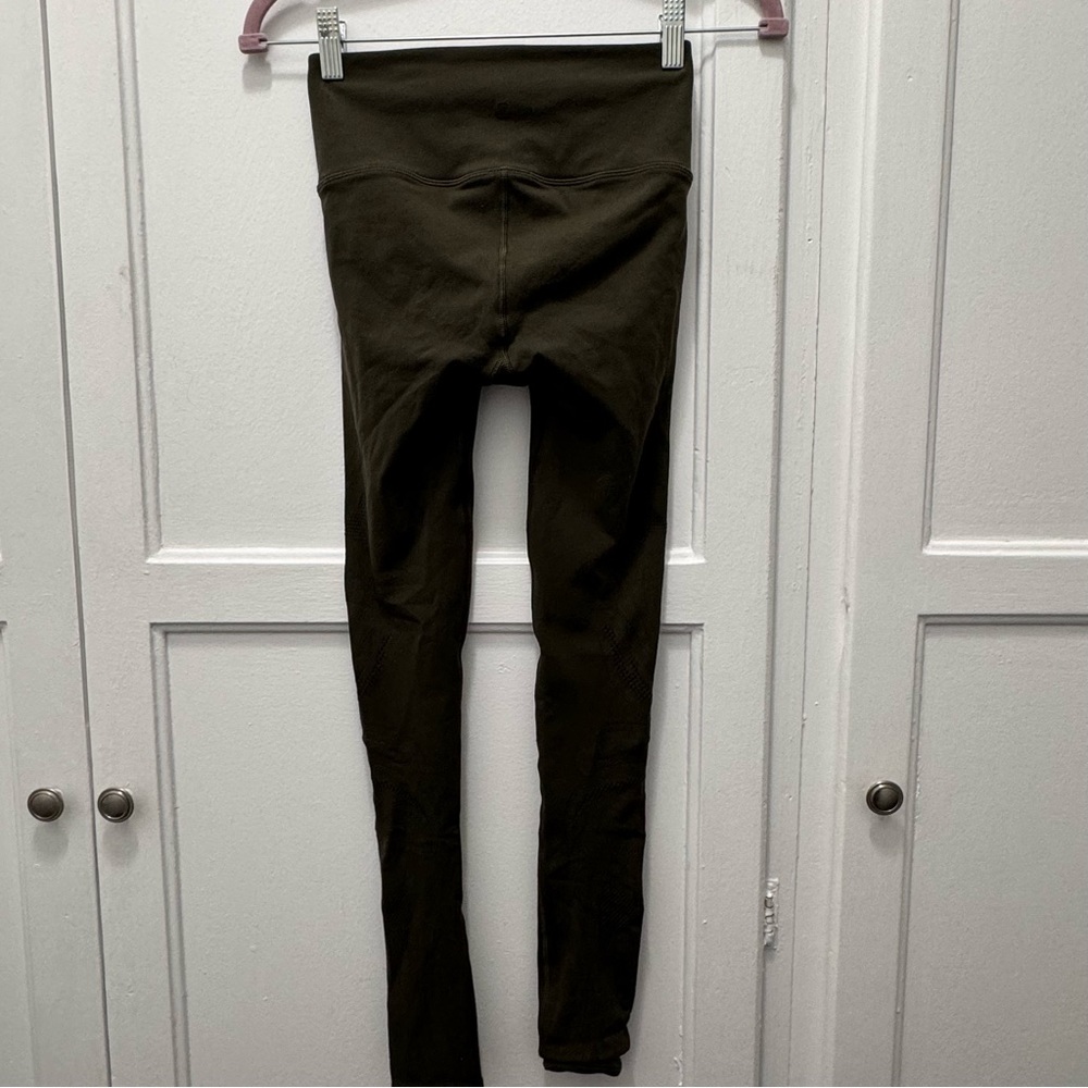 Lululemon Reveal Tight *En Avante in Dark Olive - Picture 8 of 10